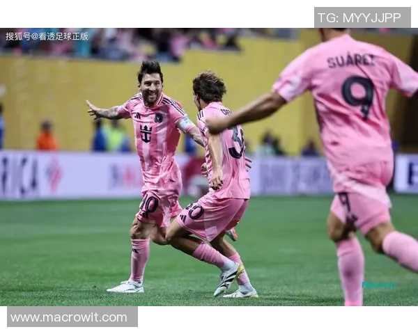 老男孩足球明星版的青春回忆与梦想交织的旋律之旅 老男孩足球明星版的青春回忆与梦想交织的旋律之旅