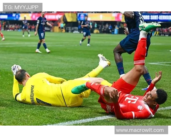 足球明星激情瞬间怒吼表情图片合集展现他们的奋斗与热血