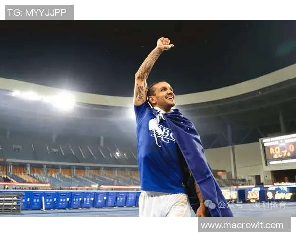 足球明星的魅力与篮球明星的风采谁更胜一筹让我们一同探讨帅气的标准 足球明星的魅力与篮球明星的风采谁更胜一筹让我们一同探讨帅气的标准