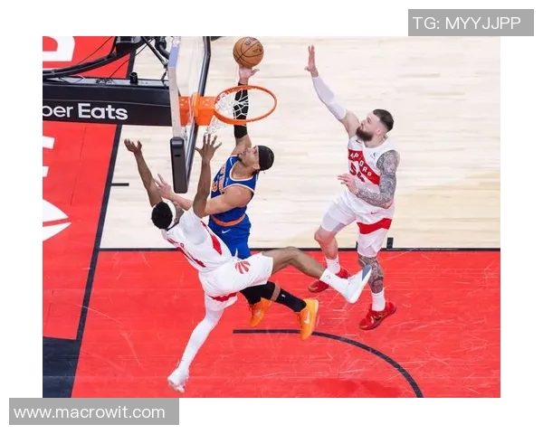 公牛队与纽约尼克斯的激烈对决揭示了NBA季后赛的悬念与精彩瞬间 公牛队与纽约尼克斯的激烈对决揭示了NBA季后赛的悬念与精彩瞬间